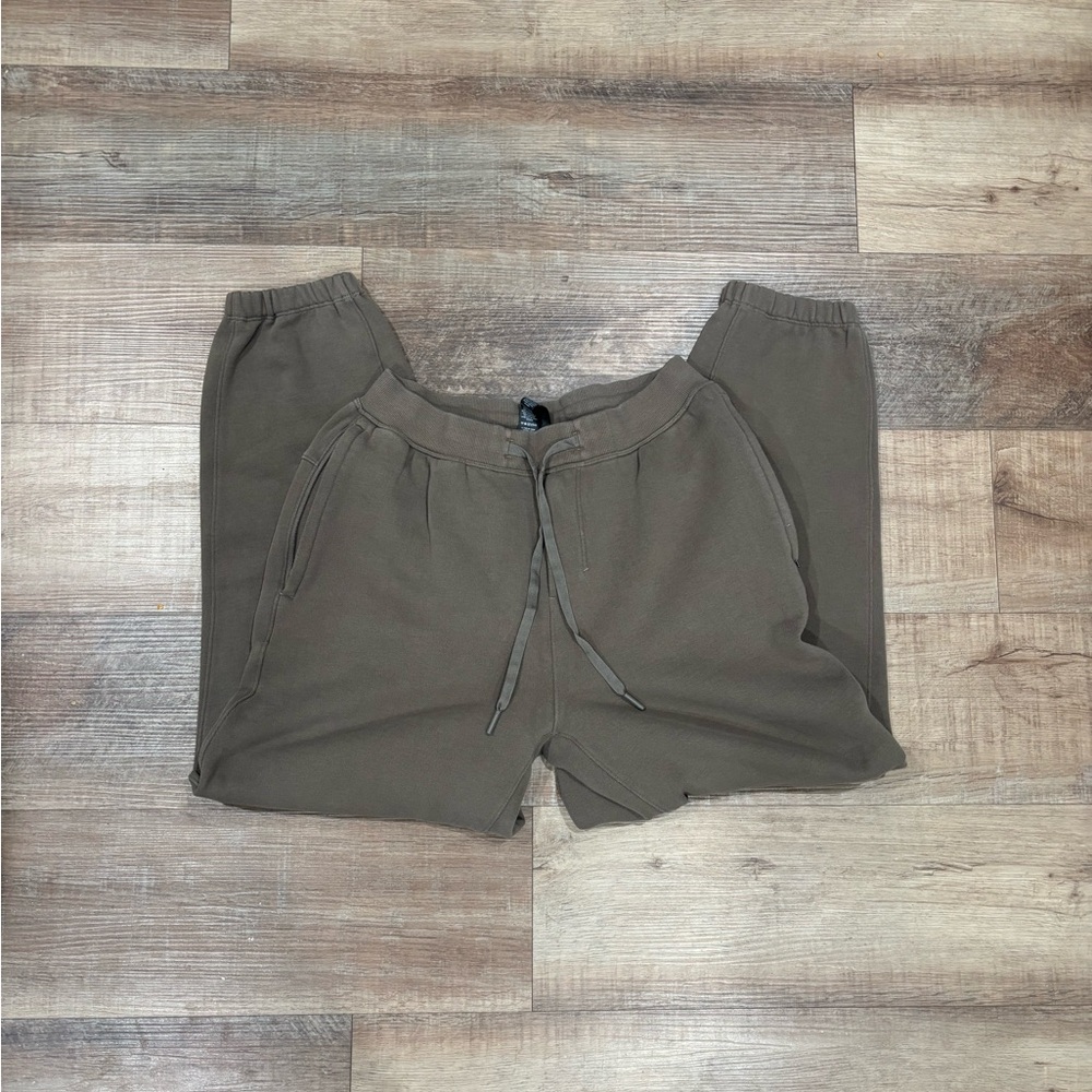 Lululemon Men’s Joggers